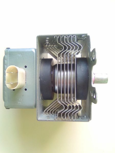 Магнетрон 2M236-M42 MAGNETRON б/у 12580 фото