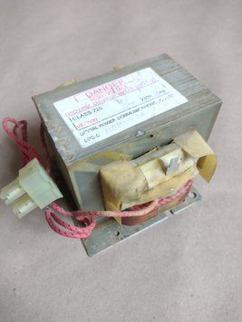 Трансформатор к микроволновке W-700N б/у трансформатор для микроволновки , для микровол 12331 фото