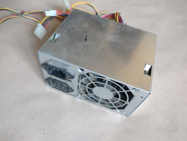 Блок живлення для ПК Golden Power 300w 300вт,перевірений,робочий Б/У БЖ Golden Power 300вт для саморобок 12307 фото