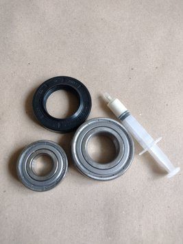 Для Bosch/Siemens Комплект підшипників CX 6203+6205 + сальник (32*52*10/12 mm/мм) + мастило для пральної машини 12561 фото